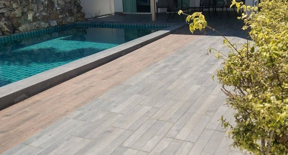 For sale and for rent 4 bedrooms villa in Bang Lamung, Chonburi