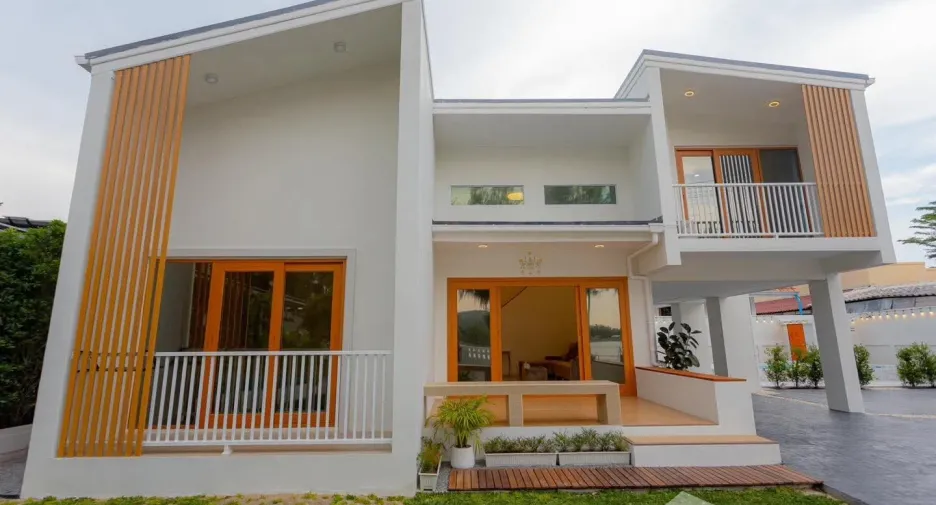 For rent 4 bedrooms villa in Hua Hin, Prachuap Khiri Khan