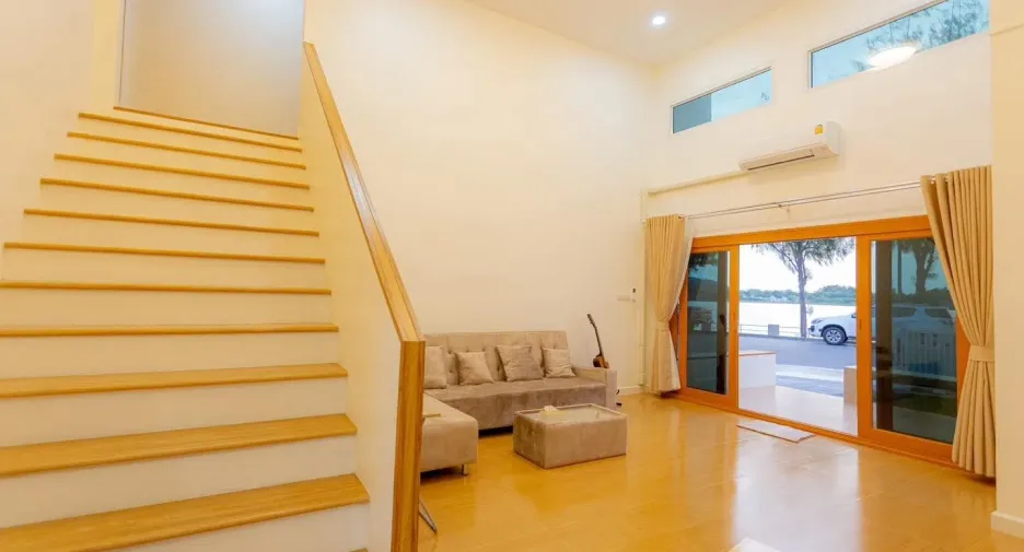 For rent 4 bedrooms villa in Hua Hin, Prachuap Khiri Khan