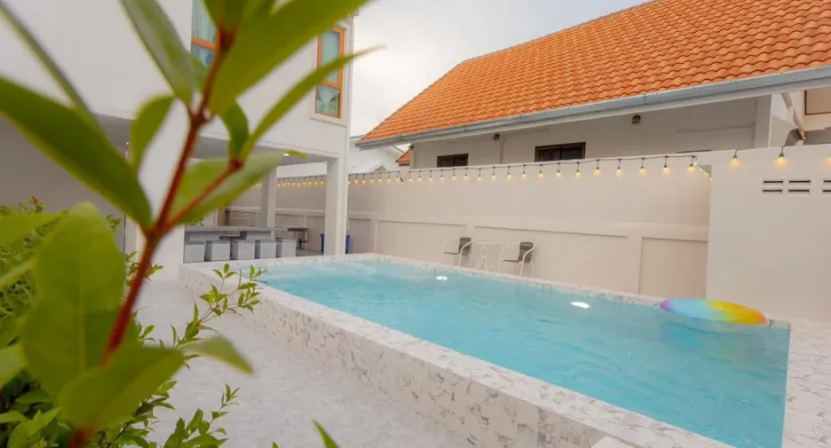 For rent 4 bedrooms villa in Hua Hin, Prachuap Khiri Khan