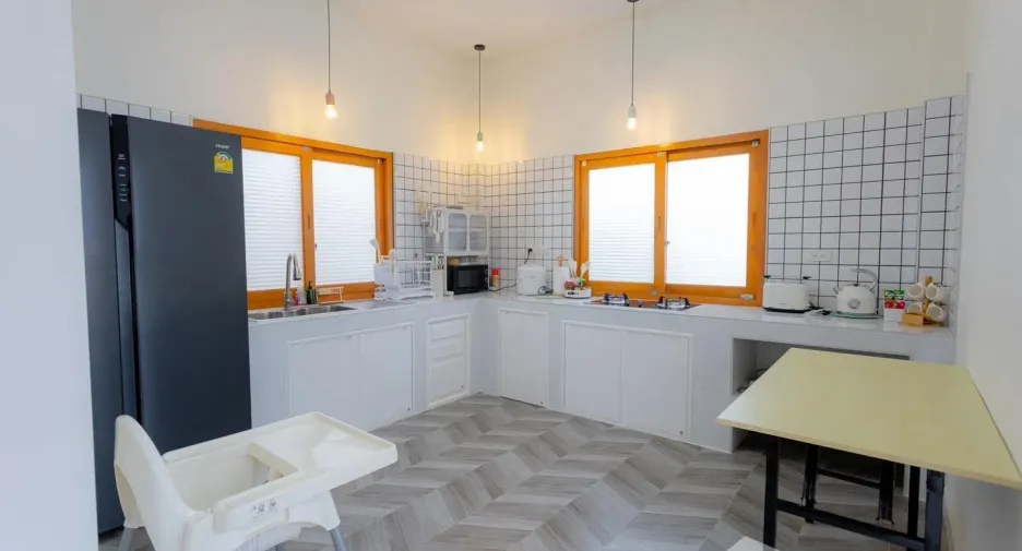 For rent 4 bedrooms villa in Hua Hin, Prachuap Khiri Khan