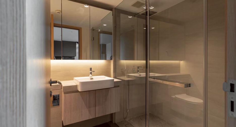 For rent 1 bed condo in Sathon, Bangkok