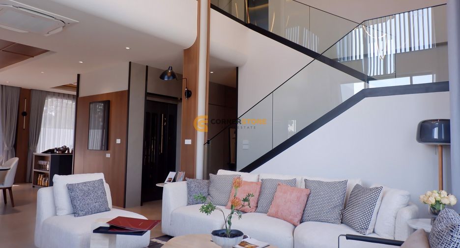 For sale 4 bedrooms house in Bang Lamung, Chonburi
