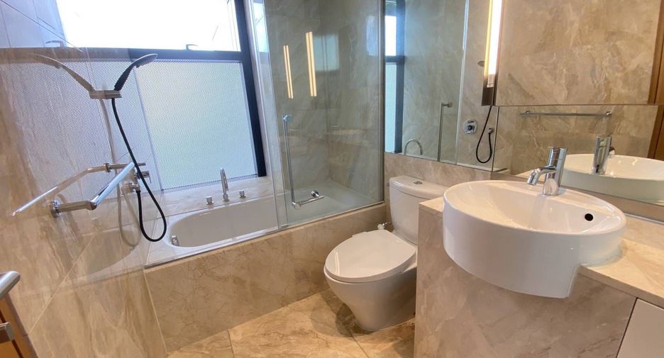 For rent 2 bedrooms condo in Sathon, Bangkok