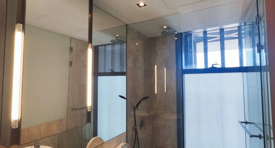 For rent 2 bedrooms condo in Sathon, Bangkok