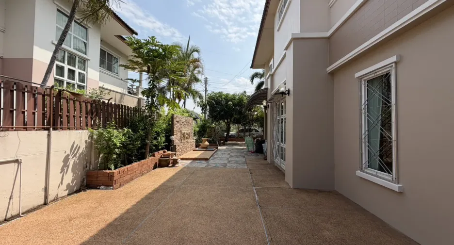 出售 3 卧室 独立屋 在 Mueang Khon Kaen, Khon Kaen
