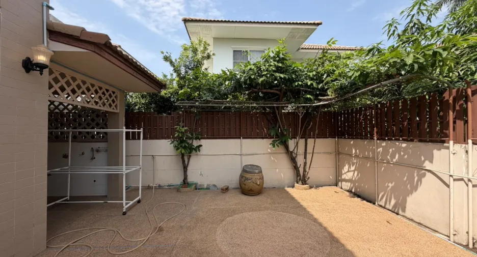 出售 3 卧室 独立屋 在 Mueang Khon Kaen, Khon Kaen