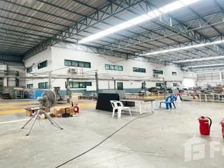 Casa en venta de estudio en Krathum Baen, Samut Sakhon