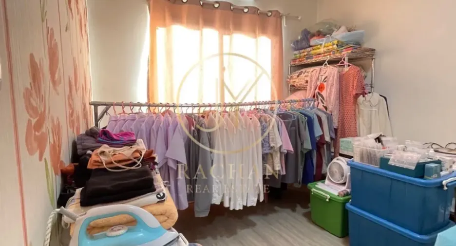 À vendre 3 chambres maison de ville à Bang Kruai, Nonthaburi