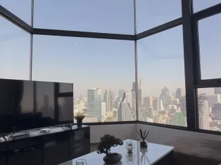 For rent 2 bedrooms condo in Bang Rak, Bangkok