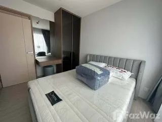 For rent 2 bedrooms condo in Thon Buri, Bangkok