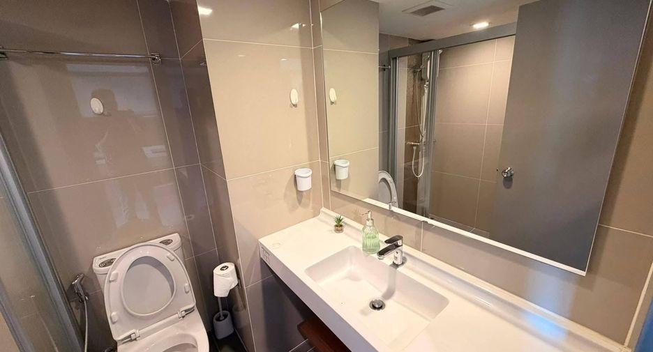 For rent 1 bed condo in Huai Khwang, Bangkok