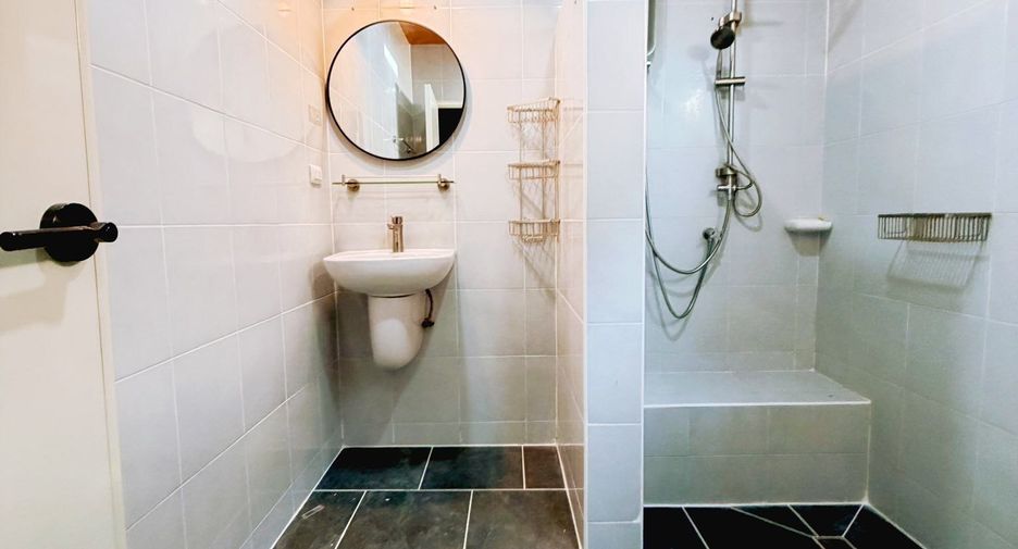 Casa en venta y en alquiler de 4 habitaciones en Mueang Phuket, Phuket