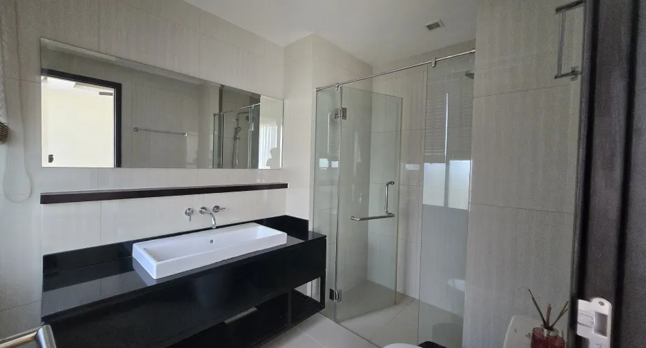 Reihenhaus zum Kauf mit 3 Zimmer in Thalang, Phuket