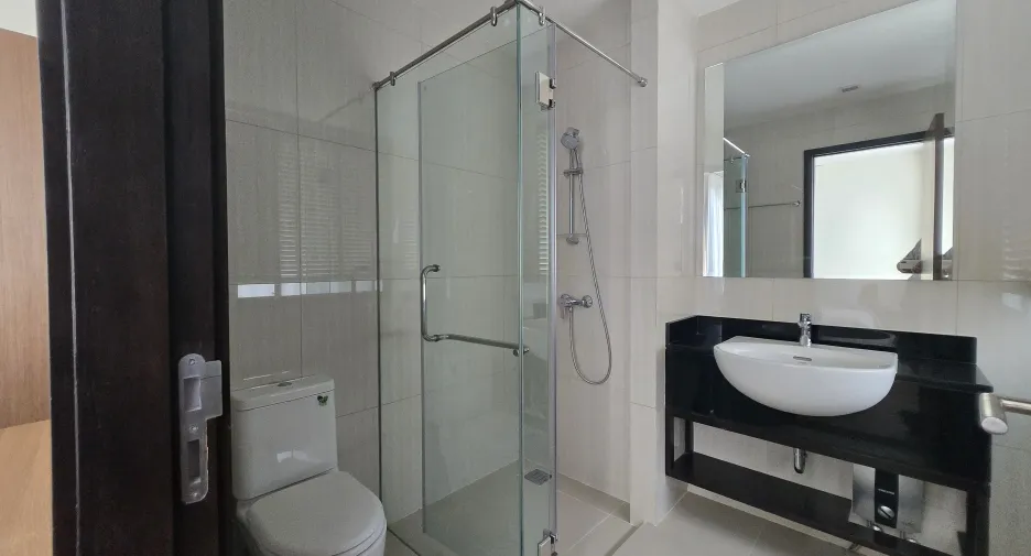 Reihenhaus zum Kauf mit 3 Zimmer in Thalang, Phuket