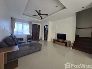 出售 3 卧室 联排别墅 在 塔朗, 普吉