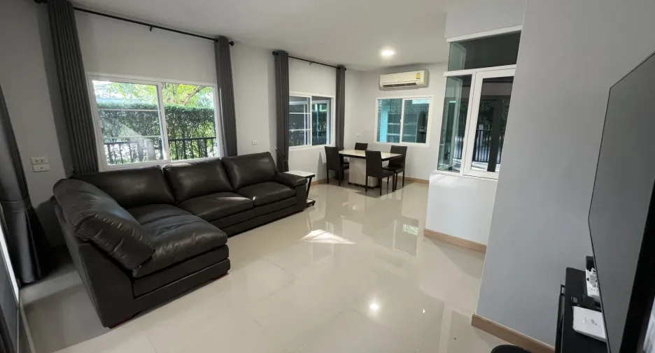 For rent 4 bedrooms house in Bang Phli, Samut Prakan