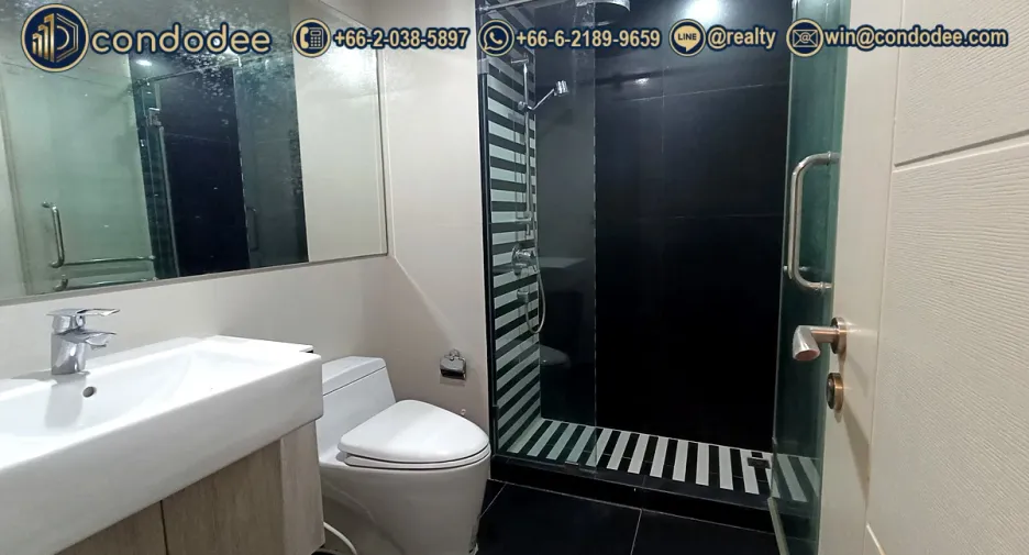 Condo en venta de 2 habitaciones en Khlong Toei, Bangkok