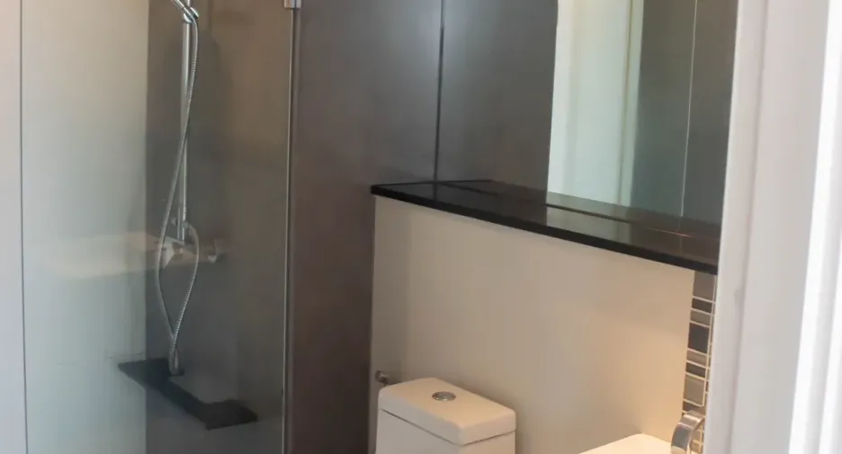 For sale 1 Beds condo in Khlong San, Bangkok
