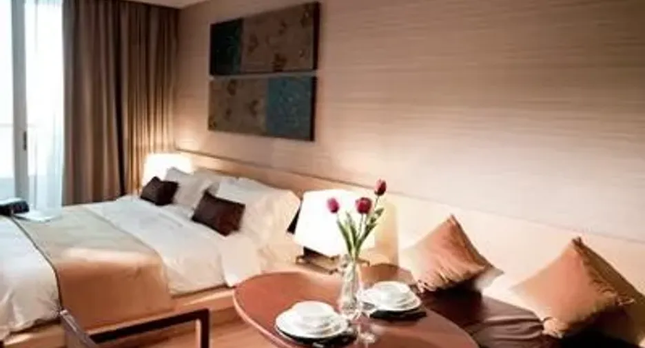 For sale 2 bedrooms condo in Sathon, Bangkok