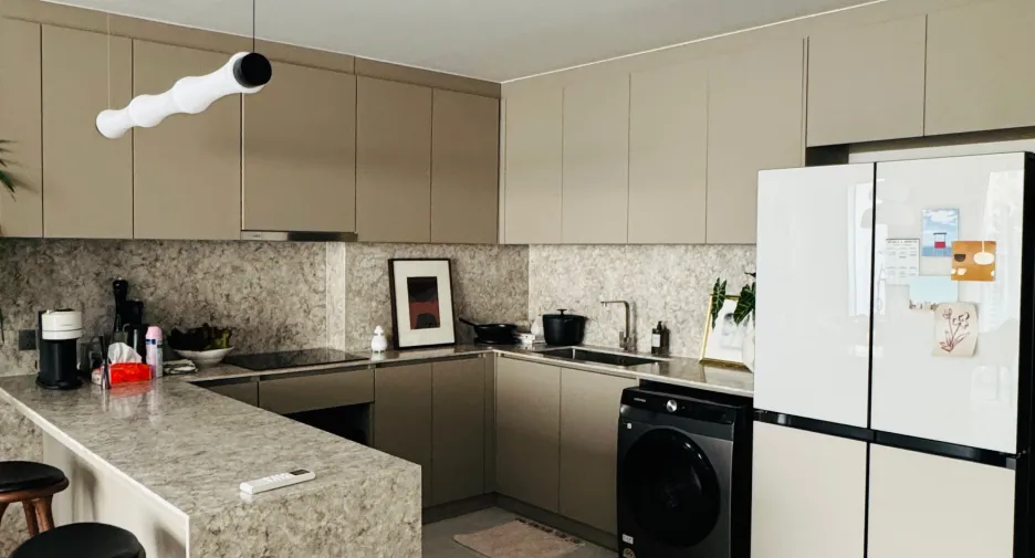 For rent 3 bedrooms condo in Huai Khwang, Bangkok