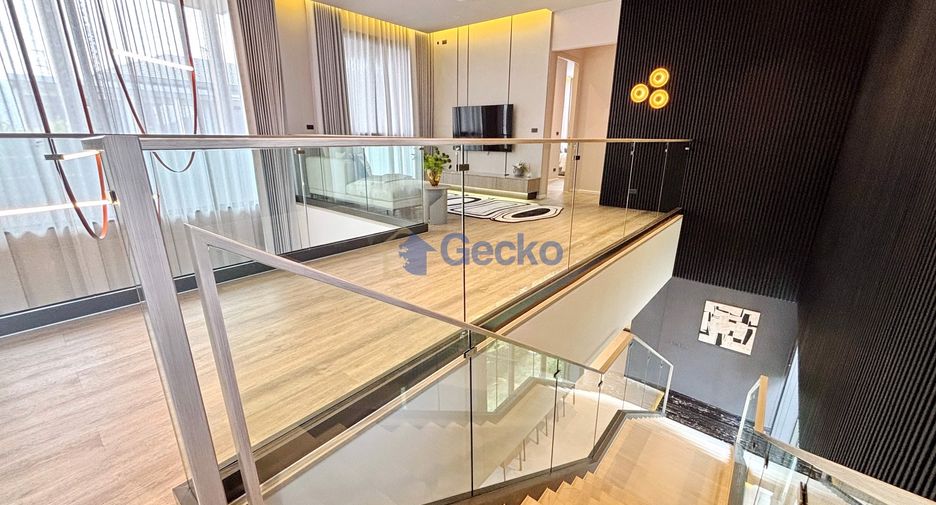 For sale 4 bedrooms house in Bang Lamung, Chonburi