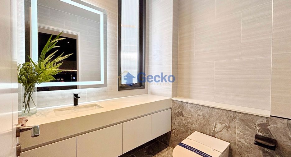 For sale 4 bedrooms house in Bang Lamung, Chonburi