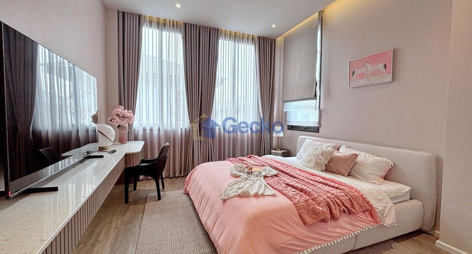 For sale 4 bedrooms house in Bang Lamung, Chonburi
