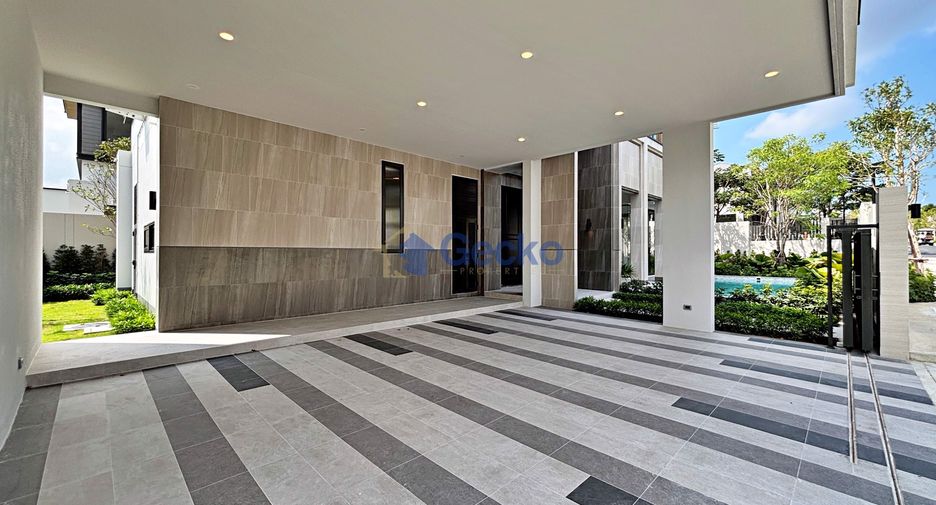 For sale 4 bedrooms house in Bang Lamung, Chonburi