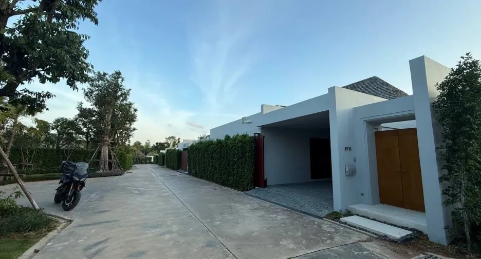 For rent 3 bedrooms villa in Thalang, Phuket