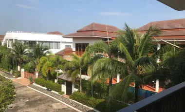 Villa en alquiler de 4 habitaciones en Mueang Phuket, Phuket