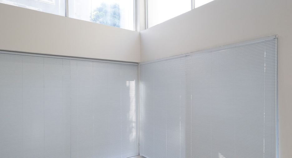 For rent office in Yan Nawa, Bangkok