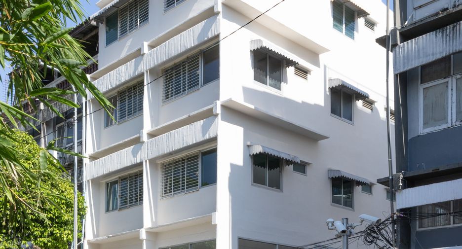 For rent office in Yan Nawa, Bangkok