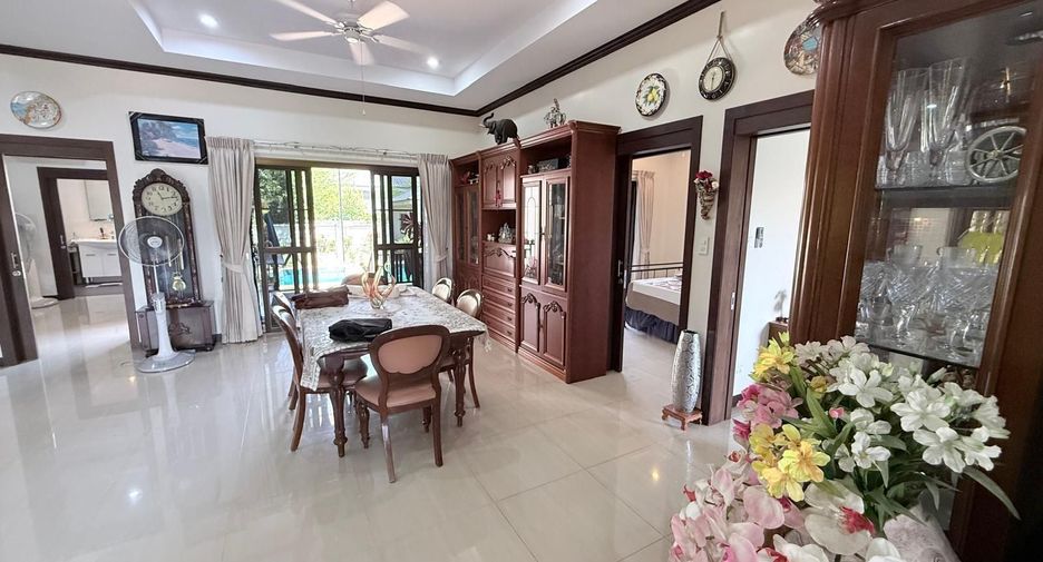 For sale 3 bedrooms villa in Cha Am, Phetchaburi