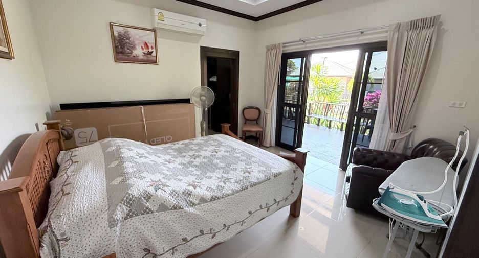 For sale 3 bedrooms villa in Cha Am, Phetchaburi