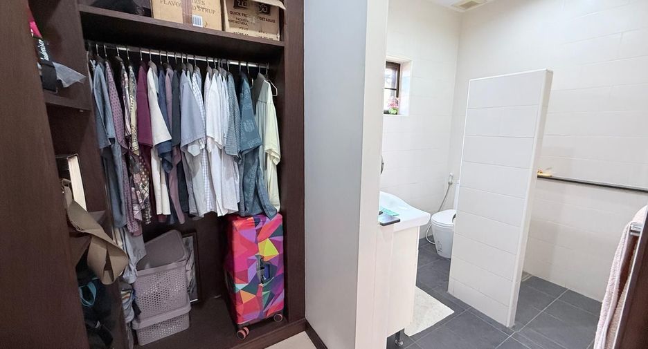 For sale 3 bedrooms villa in Cha Am, Phetchaburi