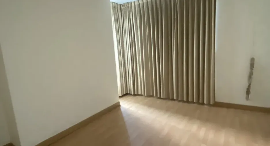 For sale 2 bedrooms condo in Sathon, Bangkok