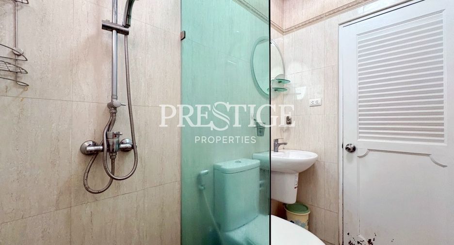 For rent 4 ベッドルーム house in Bang Lamung, Chonburi