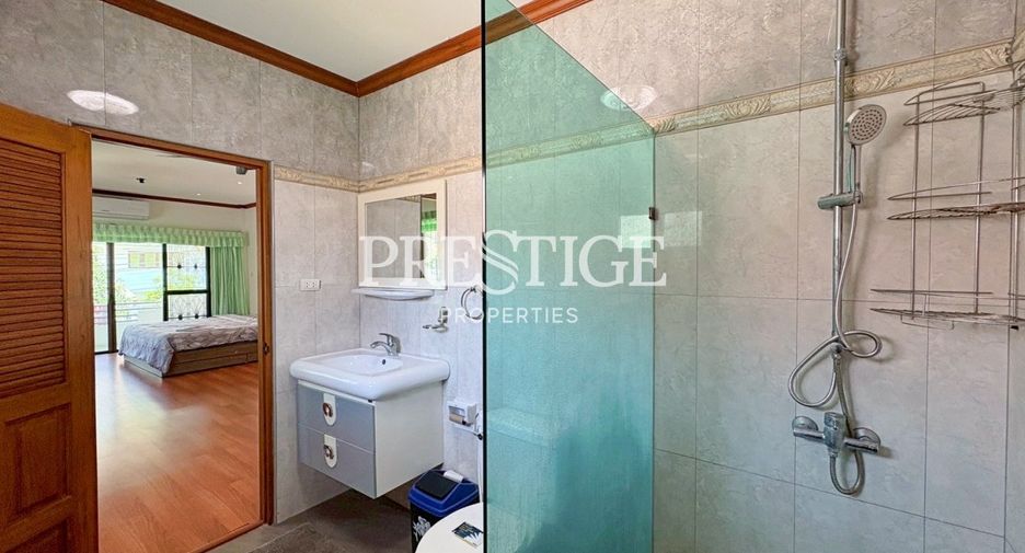 For rent 4 ベッドルーム house in Bang Lamung, Chonburi