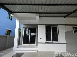 For sale 2 bedrooms townhouse in Mueang Chiang Mai, Chiang Mai