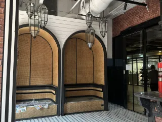 Аренда торговое помещение в Щаттхана, Бангкок