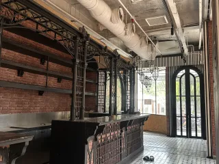 Аренда торговое помещение в Щаттхана, Бангкок