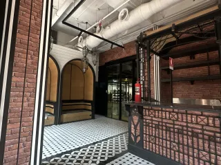 Аренда торговое помещение в Щаттхана, Бангкок
