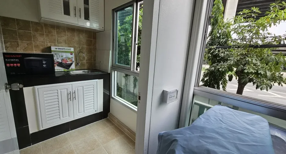 For rent studio condo in Bang Na, Bangkok