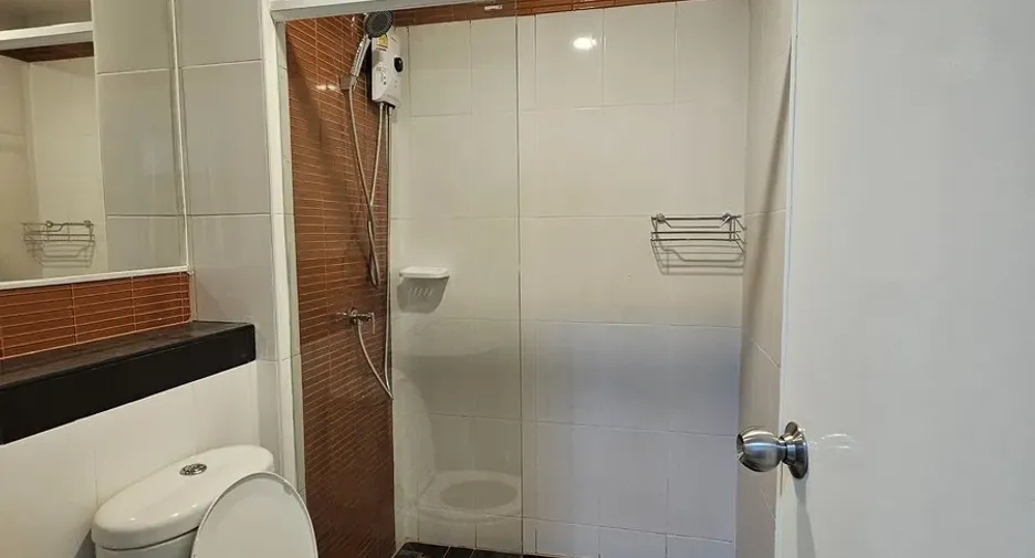 For rent studio condo in Bang Na, Bangkok