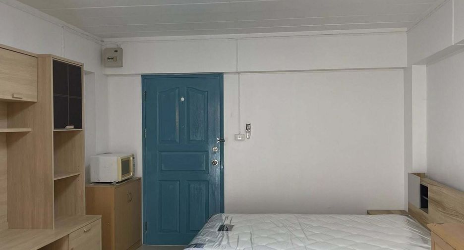 For sale スタジオ condo in Wang Thonglang, Bangkok