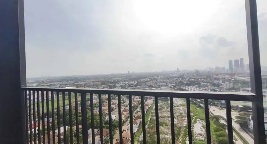 Condo en alquiler de 1 habitaciones en Bang Phli, Samut Prakan