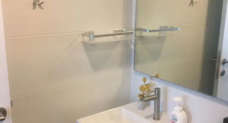 For rent 1 bed condo in Phra Khanong, Bangkok