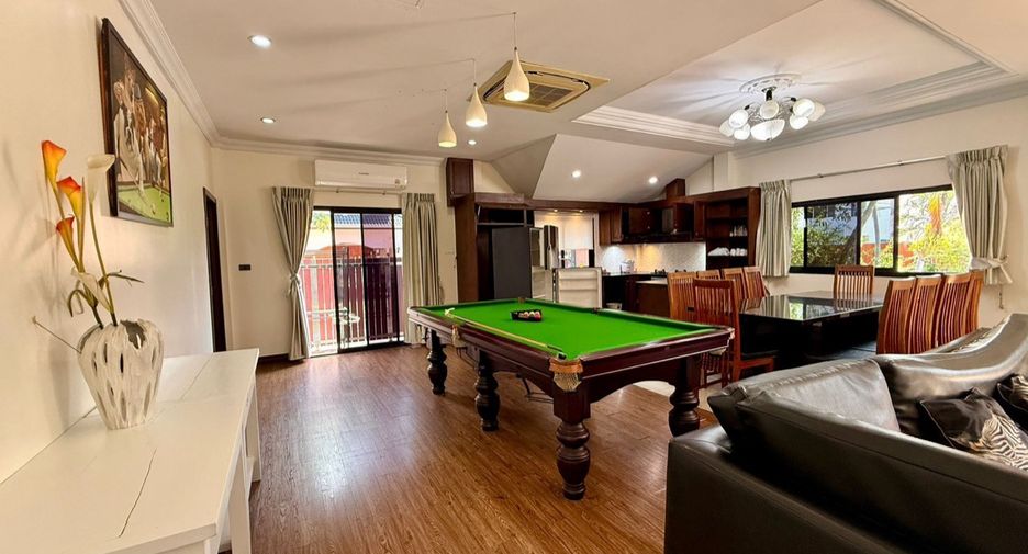 Haus zur Miete und zum Kauf mit 5 Zimmer in Bang Lamung, Chonburi