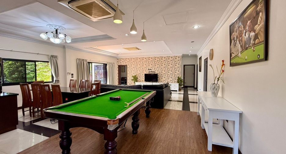 Haus zur Miete und zum Kauf mit 5 Zimmer in Bang Lamung, Chonburi